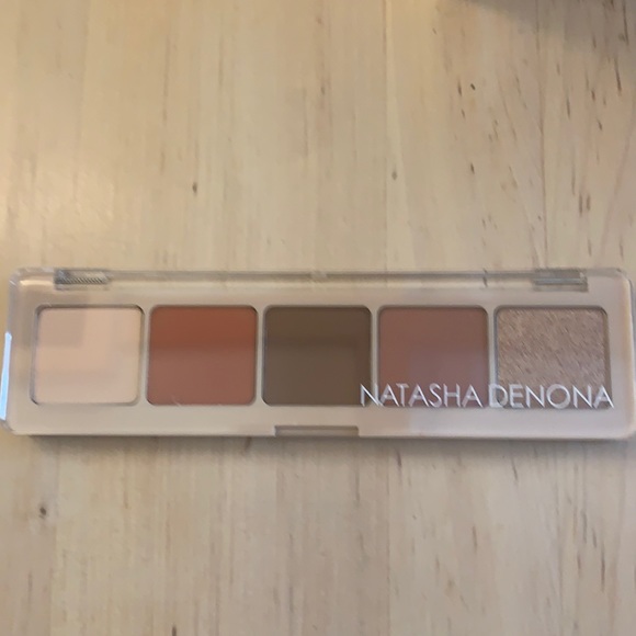 Natasha Denona Peak Eyeshadow Pallet - Picture 1 of 3